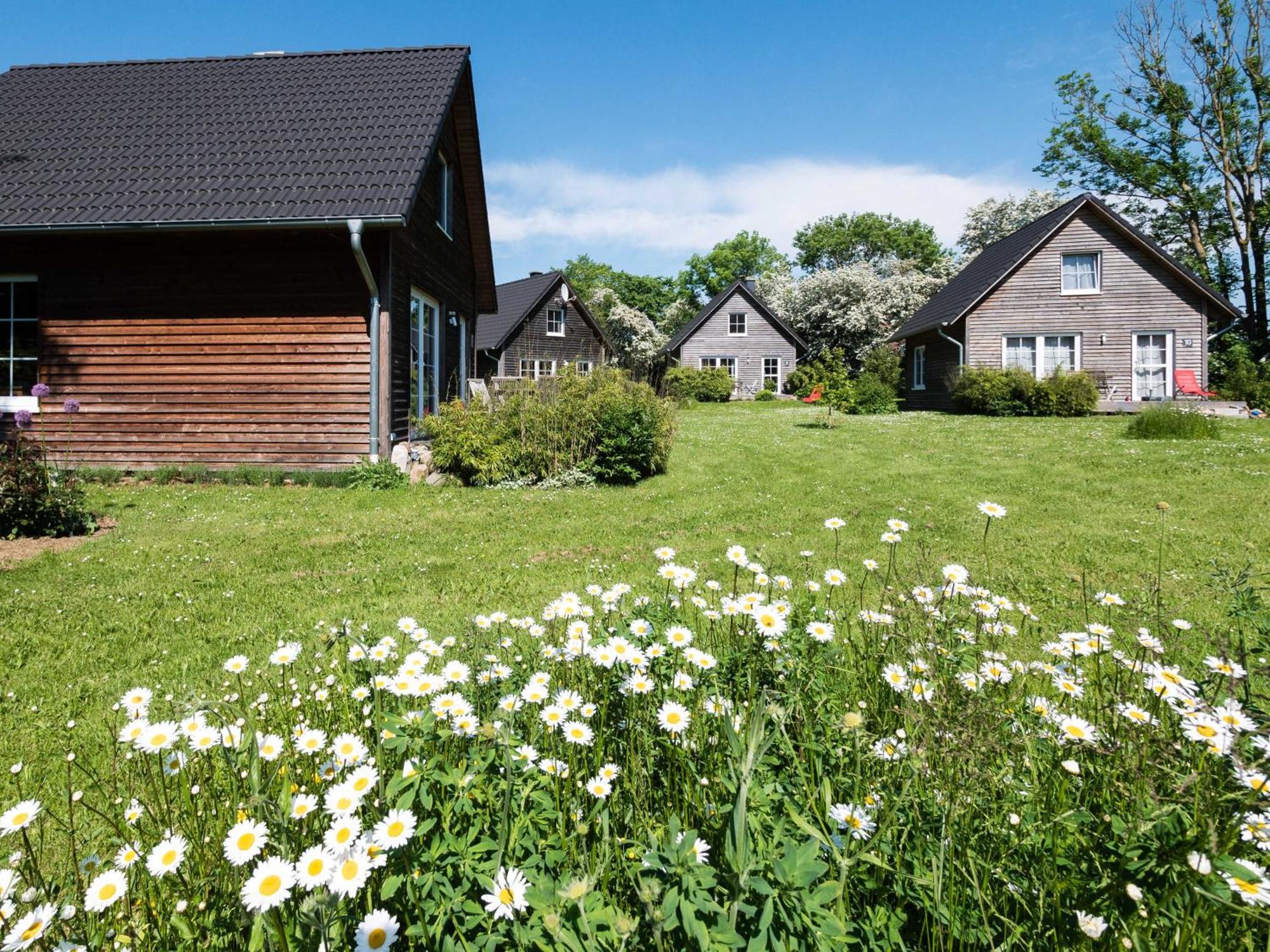 Schmidt'S Ferienhaeuser Bei Zingst Ludershagen Exterior photo