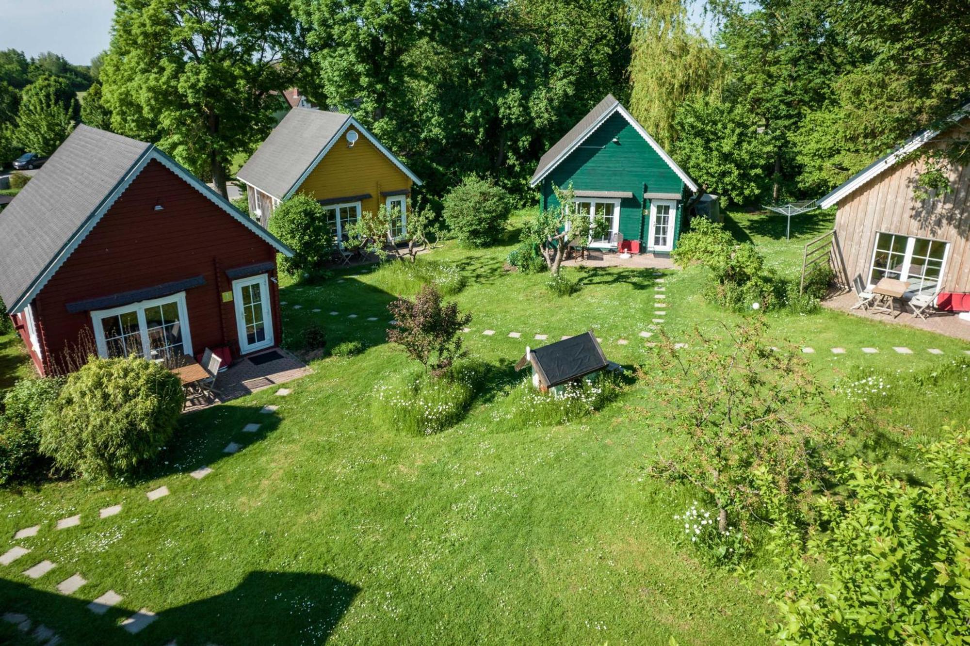 Schmidt'S Ferienhaeuser Bei Zingst Ludershagen Exterior photo
